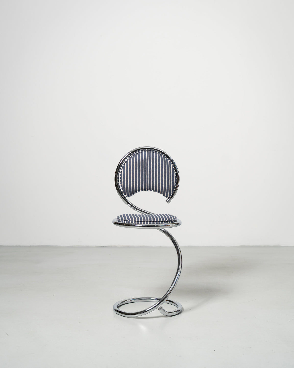 PH Snake Chair by Poul Henningsen, Danish design classic (1932)
