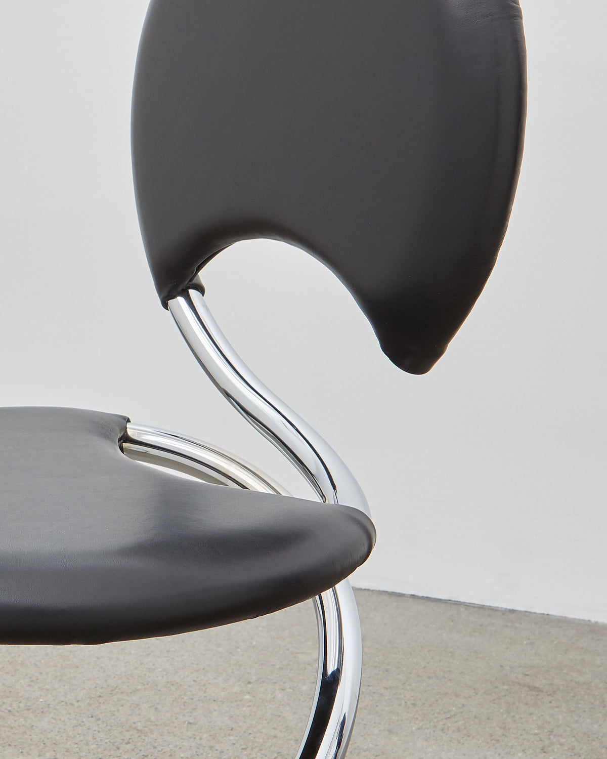 PH Snake Chair by Poul Henningsen, Danish design classic (1932)
